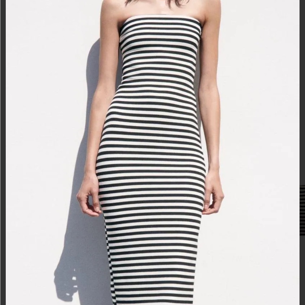 Zara Black and White Ribbed Maxi Dress